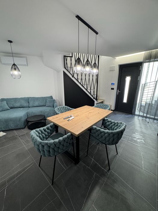 Дава се под наем Двустаен апартамент в Варна, Колхозен пазар - 60 кв.м за 688.5 € - Снимка #2