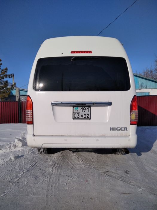 Тойота Хайс 2015