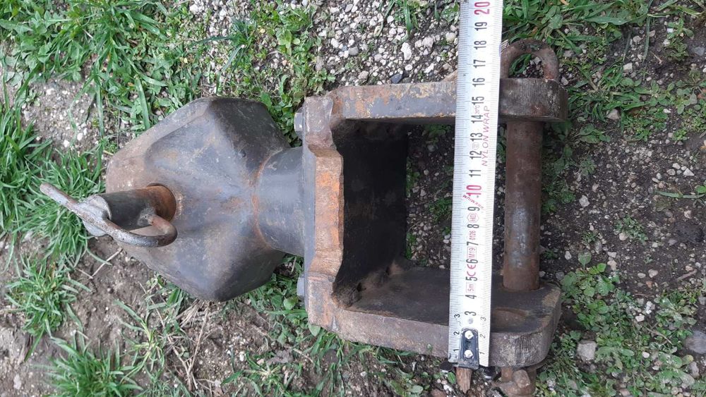 Теглич за трактори