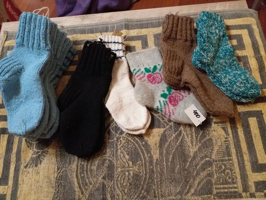 Носки ручной вязки