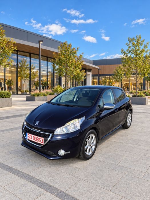 PEUGEOT 208 0 — imagine 3