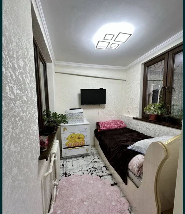 Срочно Продаётся квартира корасув-3 4-комн 1-этаж 93м2 +подвал евро ре