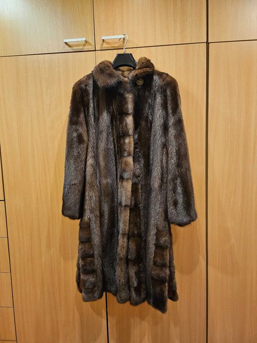 Haina blana nutrie Avanti marimea 44 italiana