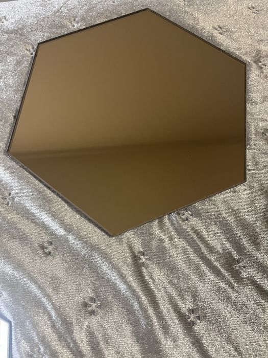 Шестоъгълни огледала с цвят