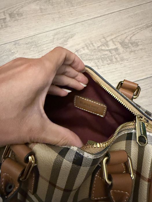 Geanta burberry