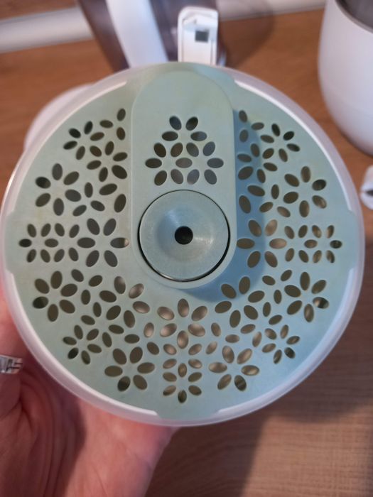 Phillips Avent 4 в 1 уред за готвене на пара