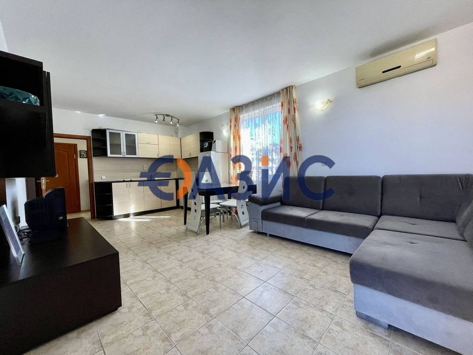 Продава се Тристаен апартамент в Свети Влас - 92 кв.м за 776 €/кв.м - Снимка #10