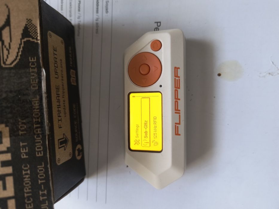 Flipper zero, cu baza date infrarosu