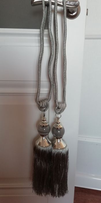 Продам держатели для партер