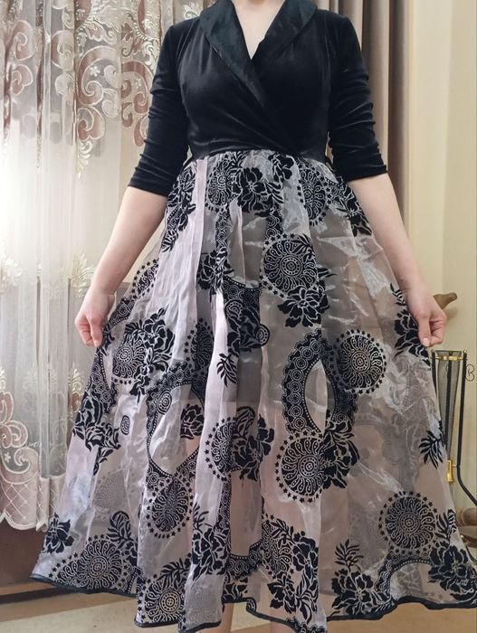 Уш койлеклер сатилади