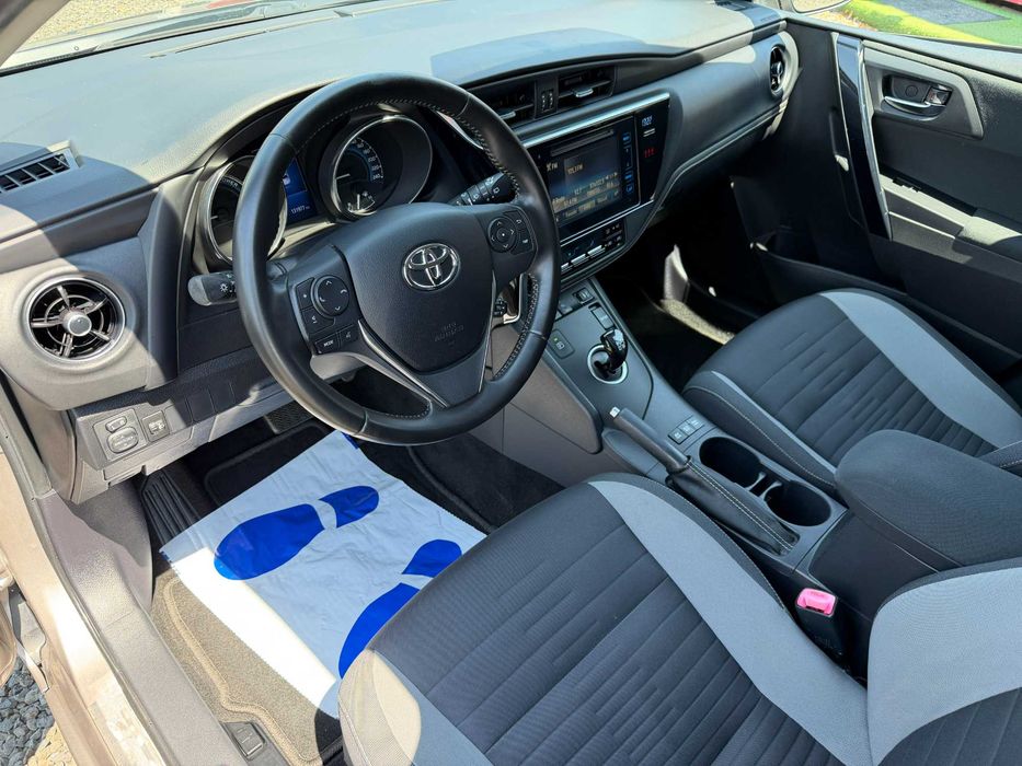 TOYOTA Auris 2016 — imagine 5