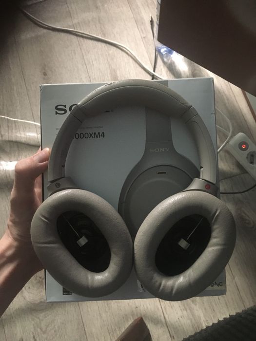 Топ уши Sony XM4 с коробкой