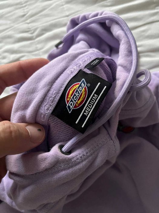 Тениски и суичъри Carhartt, The Dudes, Dickies
