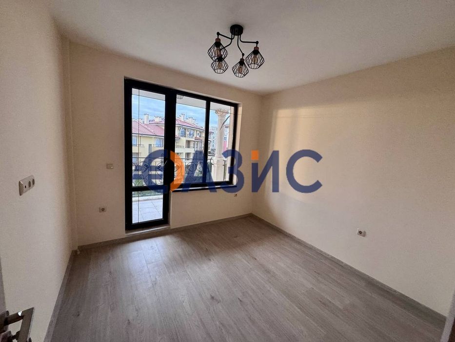 Продава се Тристаен апартамент в Свети Влас - 90 кв.м за 1083 €/кв.м - Снимка #2