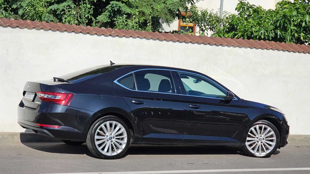SKODA Superb 2017 — imagine 4