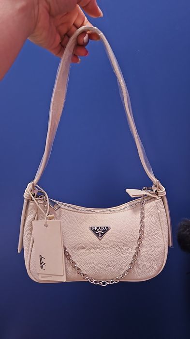 Geantă damă frumoasă