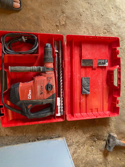 Hilti перфоратор, отбойник