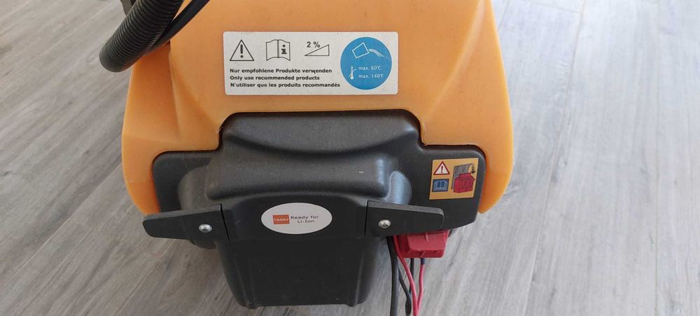 Masina de spalat pardoseala