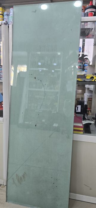 Стекло 4_5мм отдам бесплатно