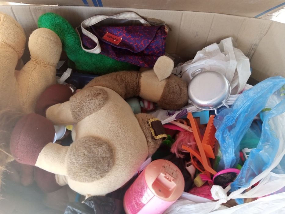 Игрушки, конструкторы, мозайки, пазлы