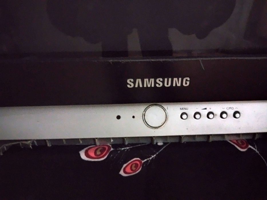 Телевизор Самсунг