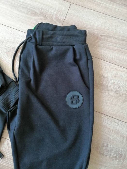 Мъжки анцуг в черен цеят  S M L  2X