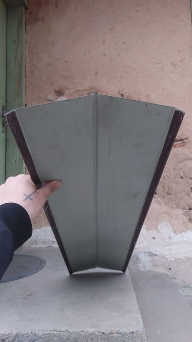 Метален билен капак за битумна керемидаа