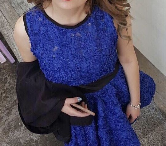 Официална тъмно синя къса рокля с тюл