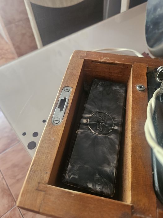 Masina de cusut ,electrica ,folosita