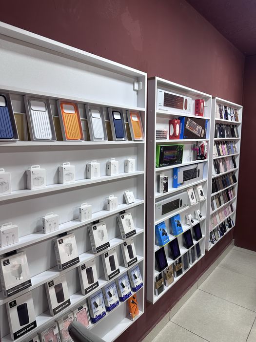 Mebel vitrina stelaj sotiladi