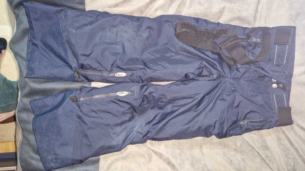 Salopete, bluza, termica, caciuli ski / 8-10 ani - Decathlon