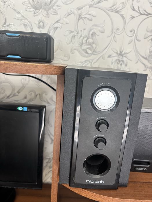 Продам компьютер со столом