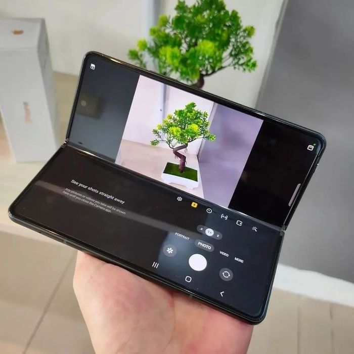 Продам Samsung Z Fold 3 512/12