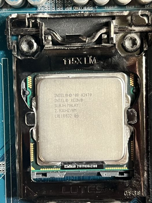 Процессор Xeon X3470 (LGA 1156)