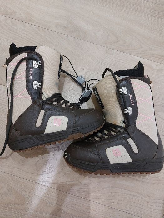 Обувки за сноуборд Burton Moto