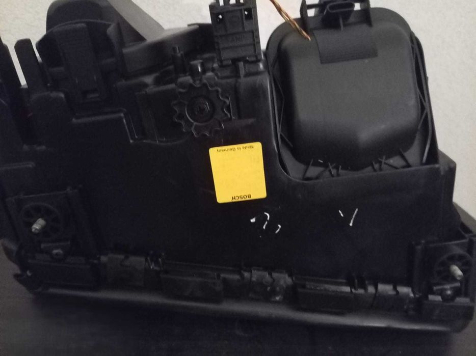 Фары бмв е38 дорест с BI-LED модулем оригинал BOSH с анг.глазками