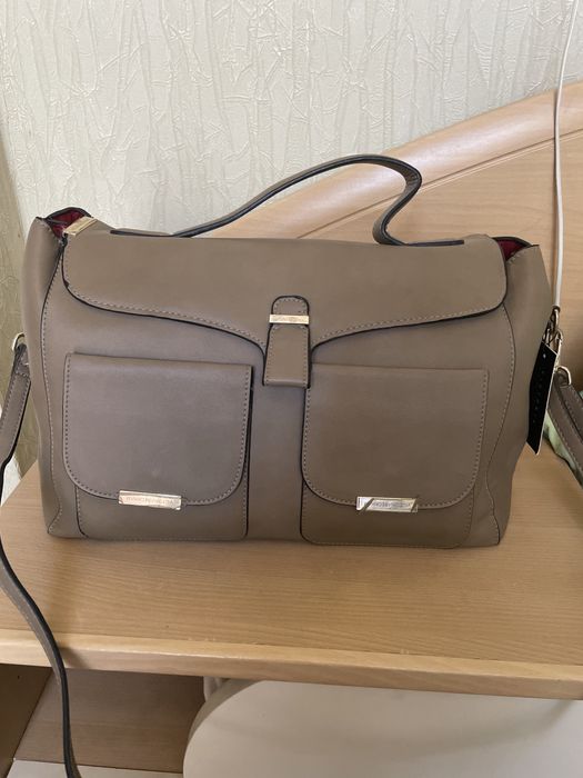 Продаю сумки, клатчи летнии, вечернии сумочки