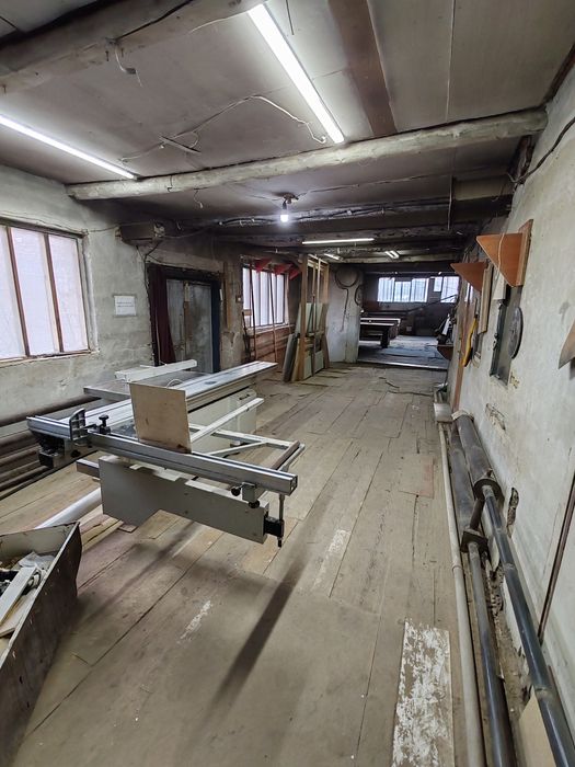 Сдам помещение в мебельном цеху.