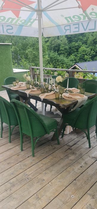 Inchiriez  cabana de 50 de persoane cu piscina  incalzita infinity