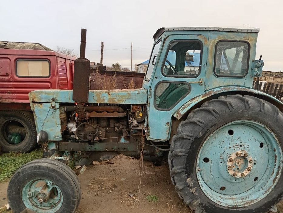 Продам трактор Т-40