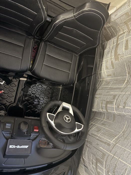 Детская машинка мэрс