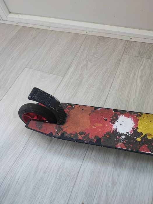 Продам самокат детский