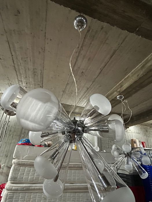 Candelabre pentru cunoscători