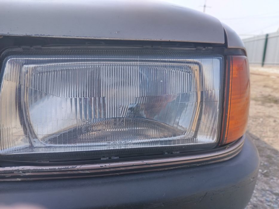 Audi 80 b3. 1.8 моно кпп Автомат