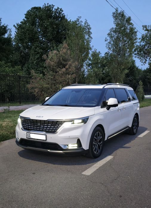KIA karnival  FUL