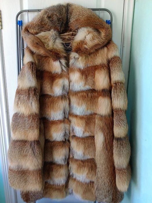 Продам шубу, рыжая лиса