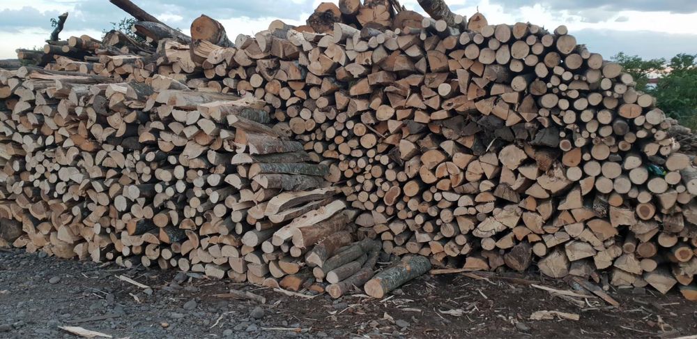 Lemne-Lemn de foc gata taiat si crapat