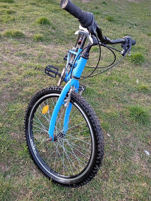 Vând bicicletă blue