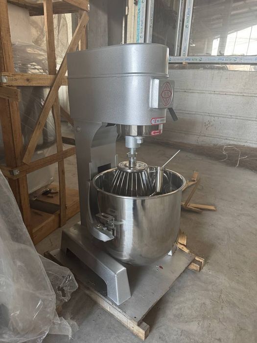 Планетарная миксерная машина