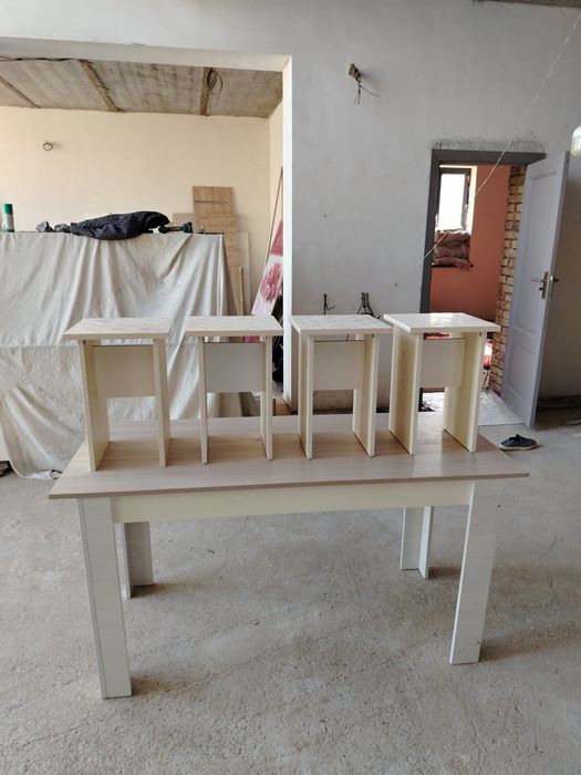 Стол с тобуретками Акция!